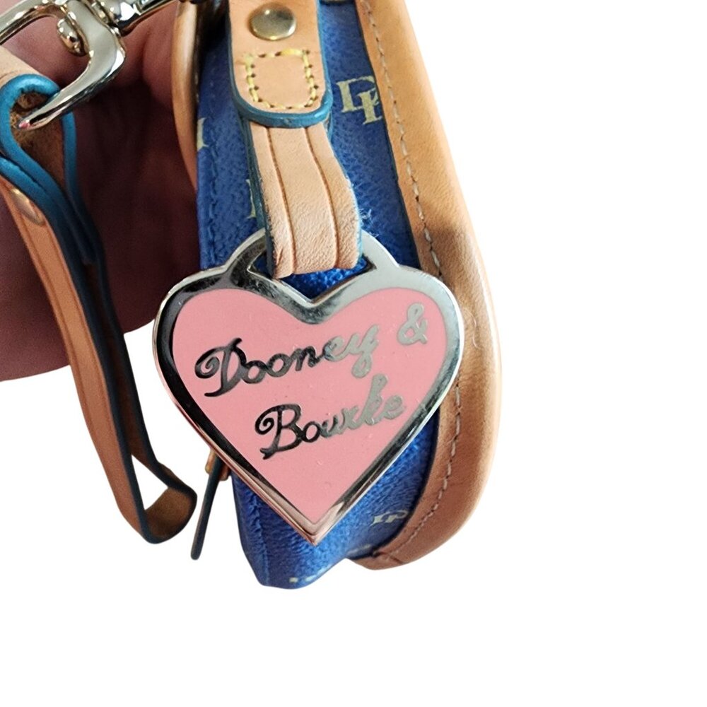 Dooney & Bourke DB Wristlet Clutch Bag Purse Blue w Leather Trim Strap - Picture 5 of 7